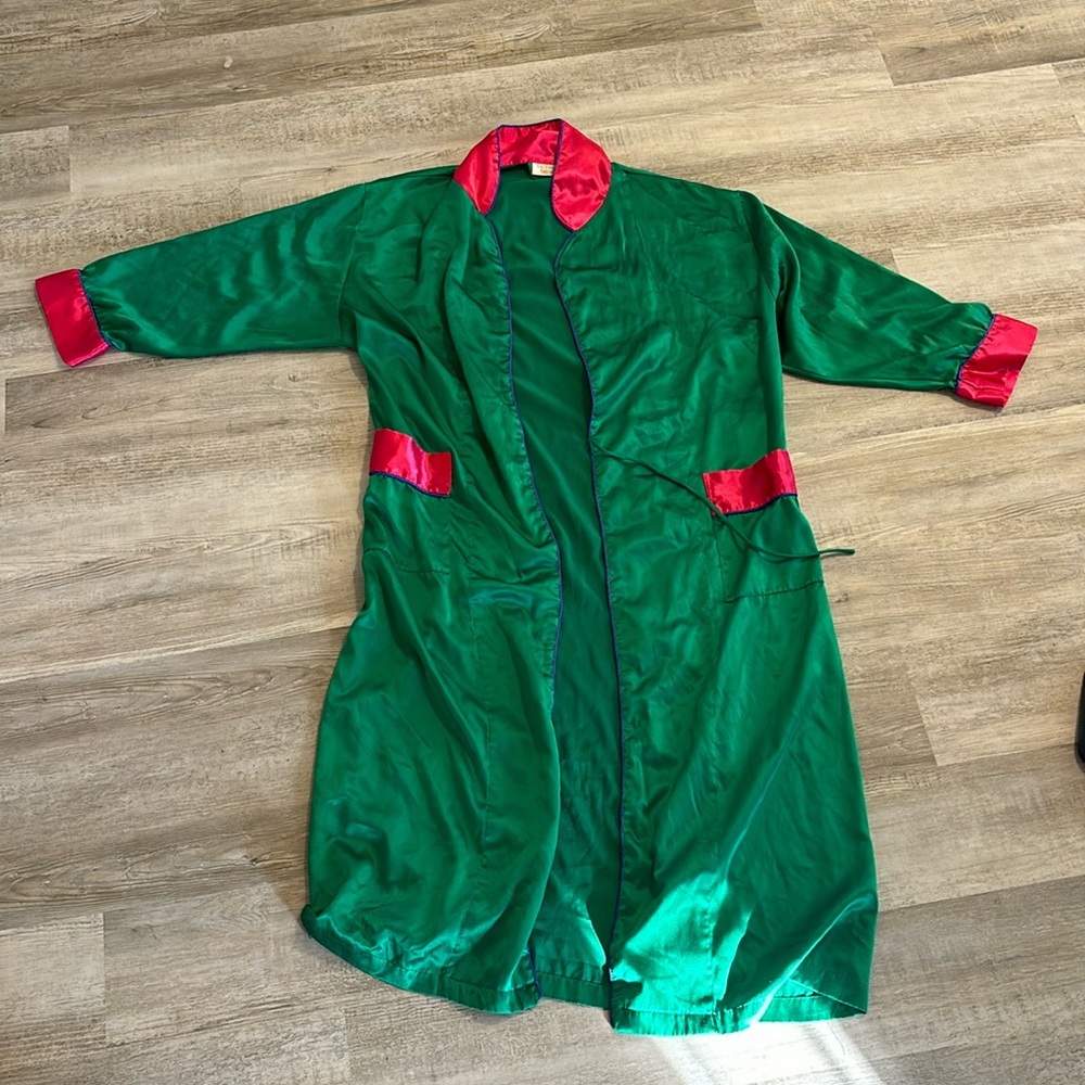 Vintage pink and green Victoria’s Secret robe